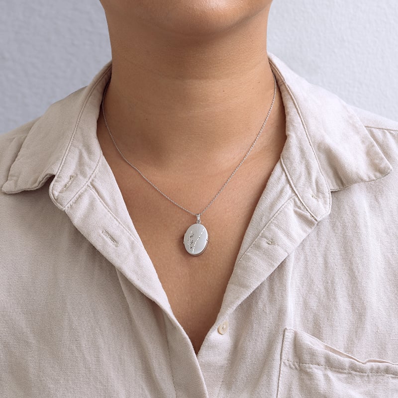 Silbernes Medaillon mit Muster zum Öffnen Basil 130414