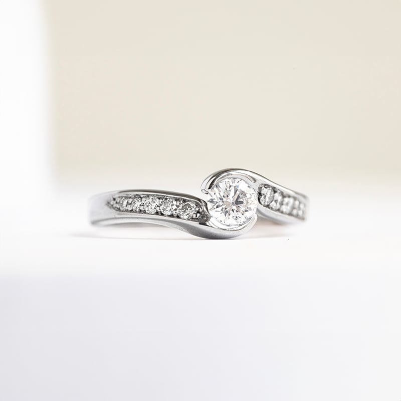 Verlobungsring mit 0.35ct GIA zertifiziertem Diamanten Naia 142865