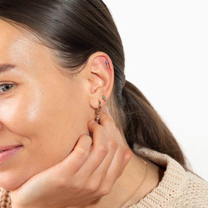 Goldener Piercingstecker mit Amethysten Dyre 149176