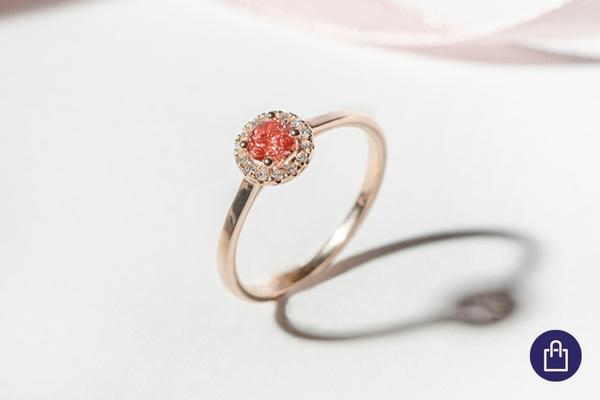 Halo-Ring mit einem zertifizierten rosa Lab Grown Diamanten