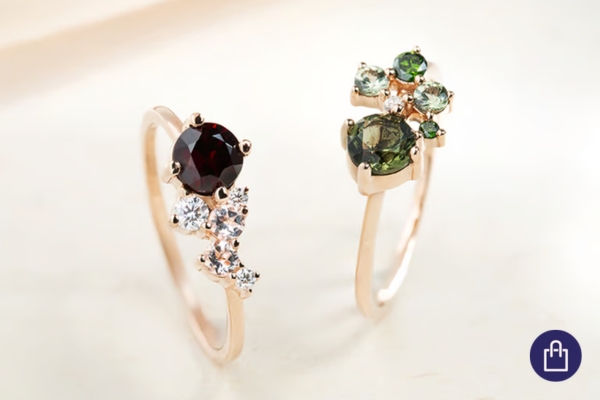 Cluster-Ringe mit Moldavit und Granaten