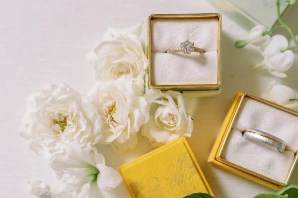 Verlobungsring mit Lab-grown-Diamanten