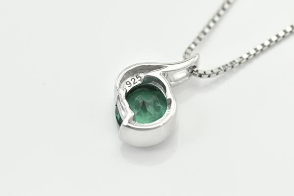 Silberschmuck mit Punze
