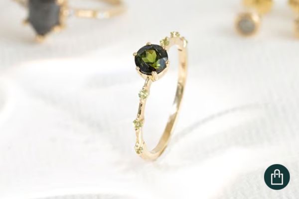 Ring mit grünem Turmalin