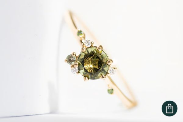 Ring mit Moldavit