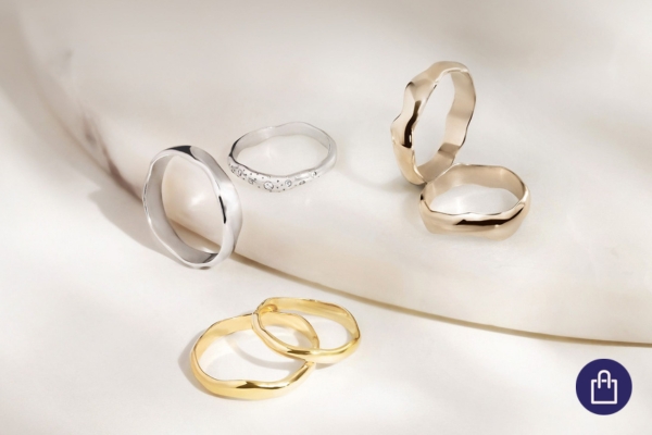 Eheringe in Weiß-, Gelb- und Haselnussgold
