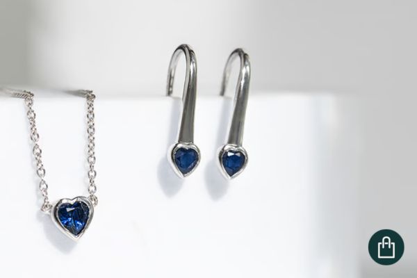 Schmuckset mit Saphiren Roshni