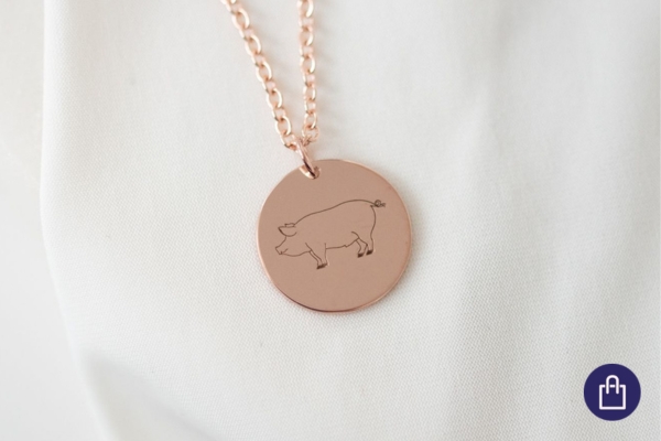 Schmuck im Zeichen des Schweines