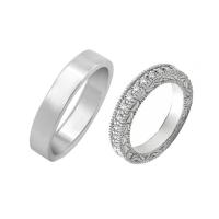 Eheringe aus einem Vintage-Ring mit Lab Grown Diamanten und einem flachen Ring Arroyo