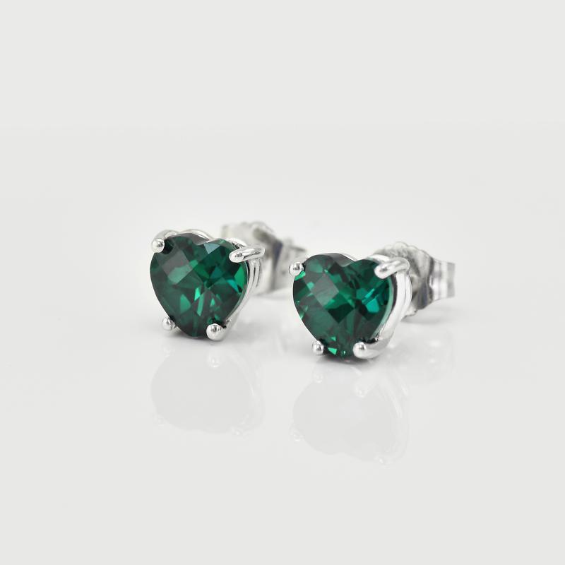 Wunderschöne Ohrringe im Herz-Form mit Smaragden Kaciah 17240