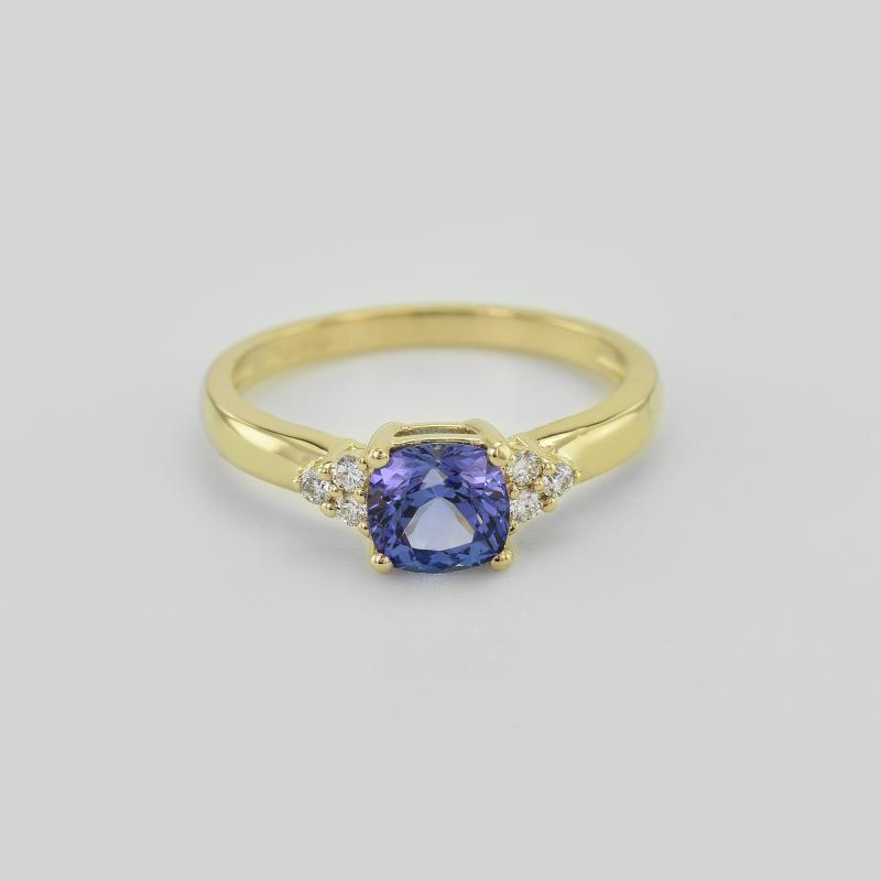 Goldener Ring mit Tansanit und Diamanten Essa 37830