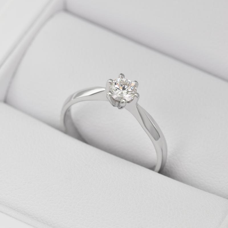 Verlobungsring mit einem Lab Grown Diamanten Iravan 64610