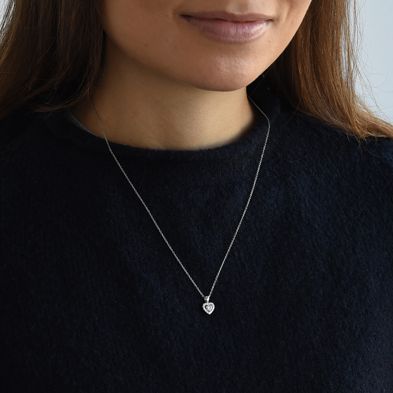 Elegante Halskette mit Diamanten-Herz im Halo-Stil Delma 73300