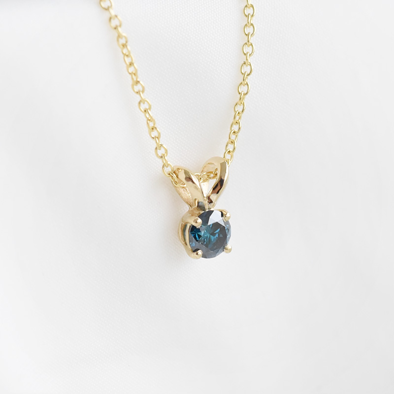 Blauer Diamant in goldener Halskette Fenstie 91220
