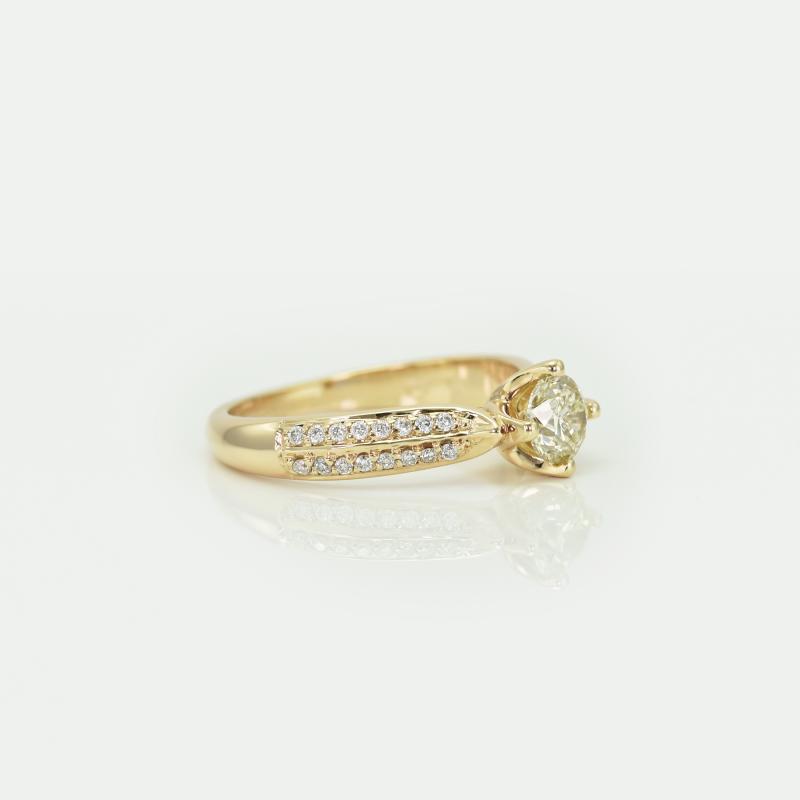 Bezaubernder Ring aus Gelbgold 15211