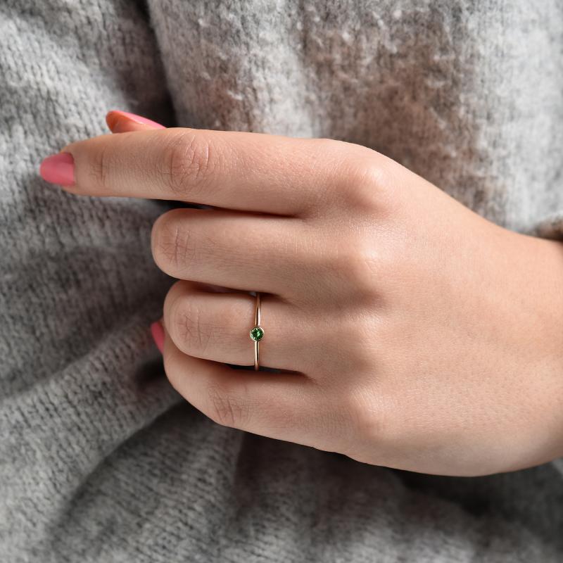 Goldener minimalistischer Ring mit Tsavorit Granat Ruziol 41351