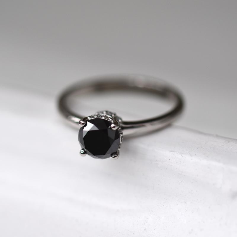 Verlobungsring mit schwarzem und weißen Diamanten Xela 48691
