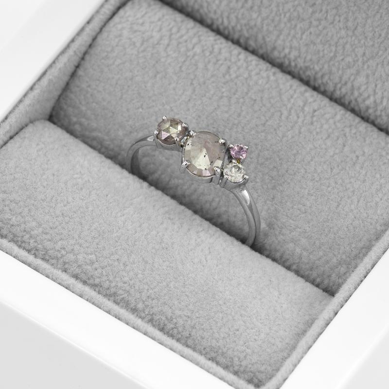 Unkoventioneller goldener Ring mit Diamanten und Saphir Gauma 48981