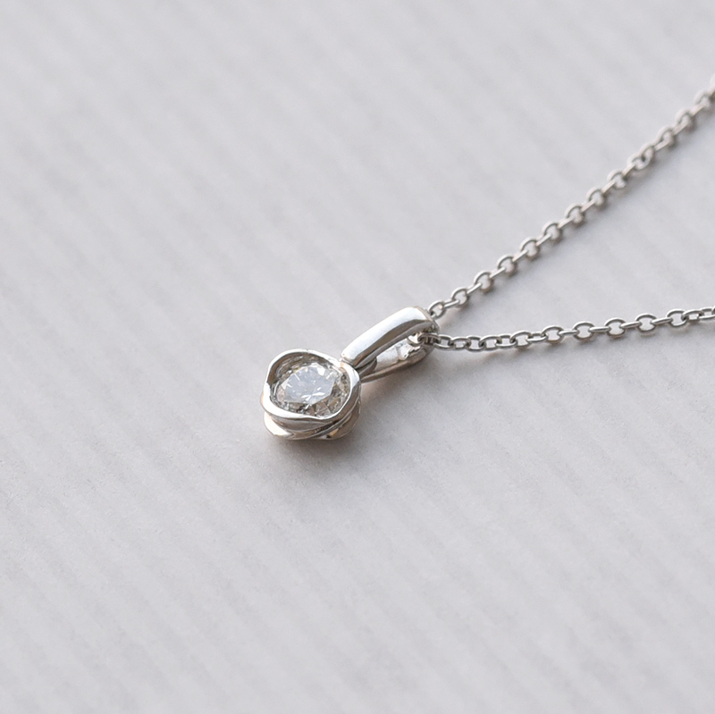 Glänzende Halskette aus Platin mit zertifiziertem Diamant Matiss 71801