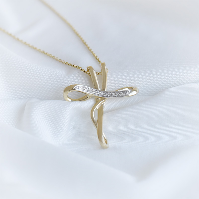 Goldenes Kreuz mit Diamanten Loriana 93701