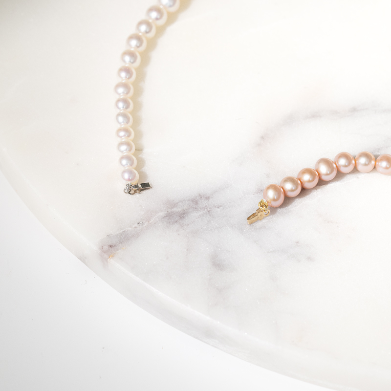 Perlenkette aus weißen Perlen Ellie 129772