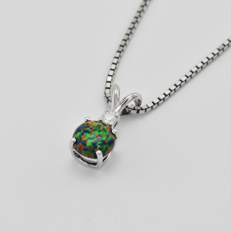 Opal schwarz mit Diamanten