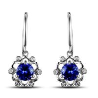 Romantische Ohrringe mit Tansaniten und Diamanten Flower