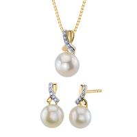 Schmuckkollektion voller Perlen mit Zirkonia Moselle