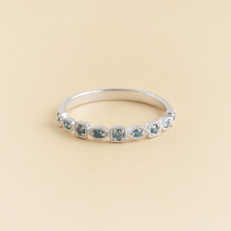 Goldener Memoire Ring mit blauen Diamanten Sanel 96302