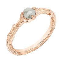 Goldener Ring im Holzdesign mit einem Salt and Pepper Diamanten Lilia