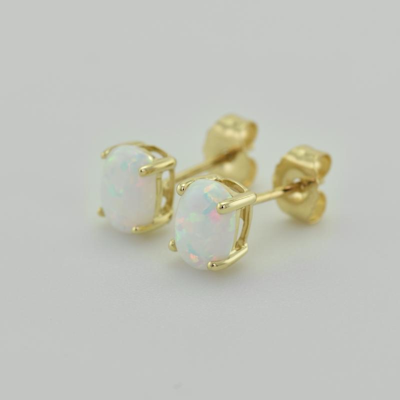 Goldene Ohrringe mit Opal 26873