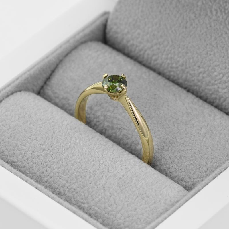 Ring in Eppi-Geschenkbox mit grünem Diamanten 51343