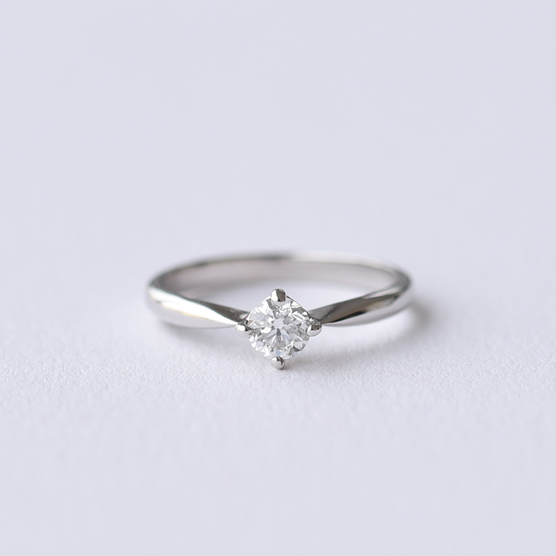 Verlobungsring aus Weißgold mit Diamant Mahiya 59323