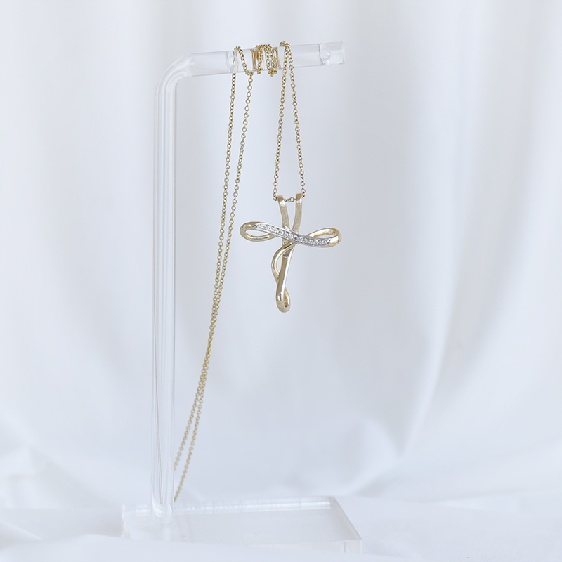 Goldenes Kreuz mit Diamanten Loriana 93703