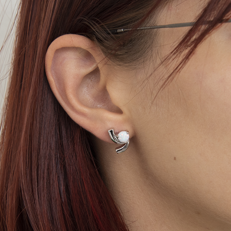 Zauberhafte silberne Ohrringe mit Opalen Labrinah 109394