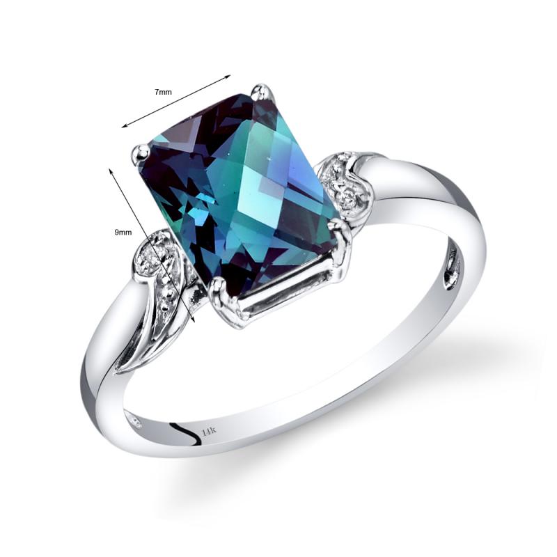 Goldener Ring mit Alexandrit und Diamanten Tiall 29914