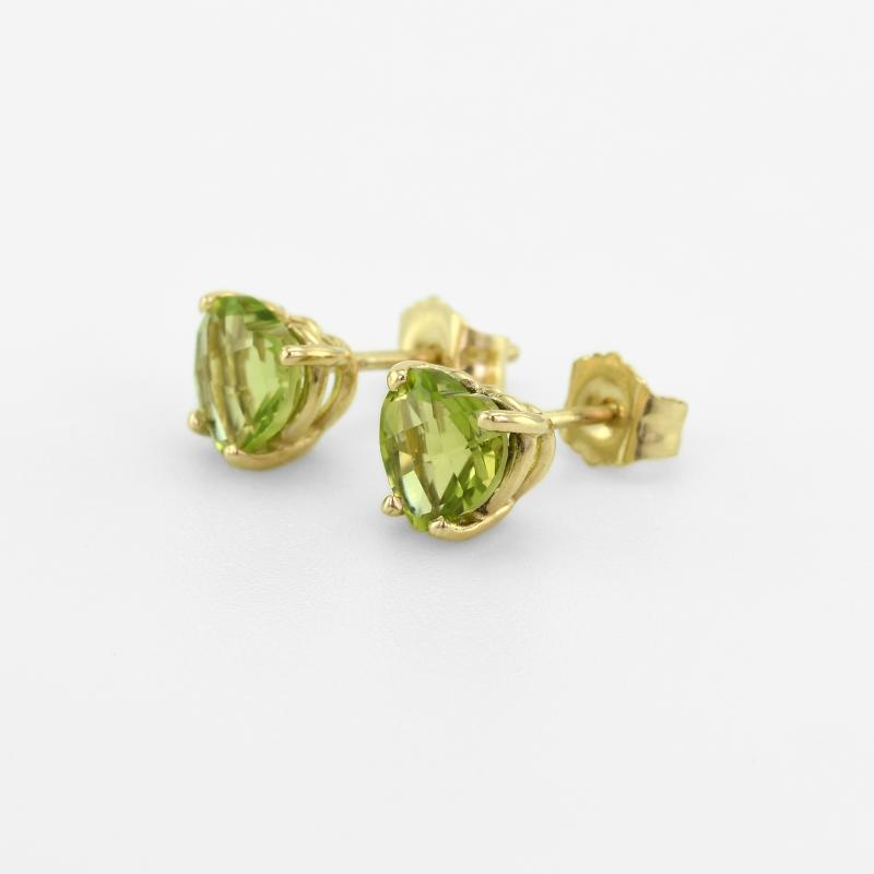 Goldene Ohrringe mit Olivinen in Herzform Evren 49804