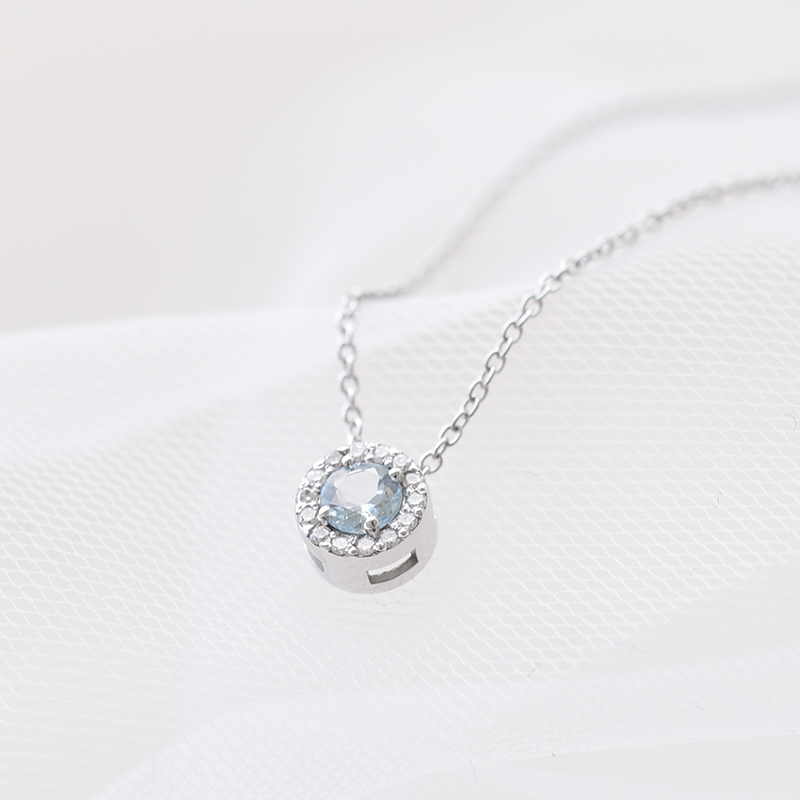Halo-Halskette mit Aquamarin und Diamanten Wolle 60994