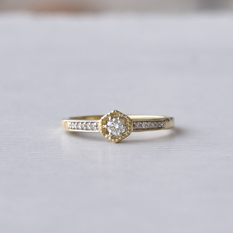 Ring mit seitlichen Diamanten Plautine 90534