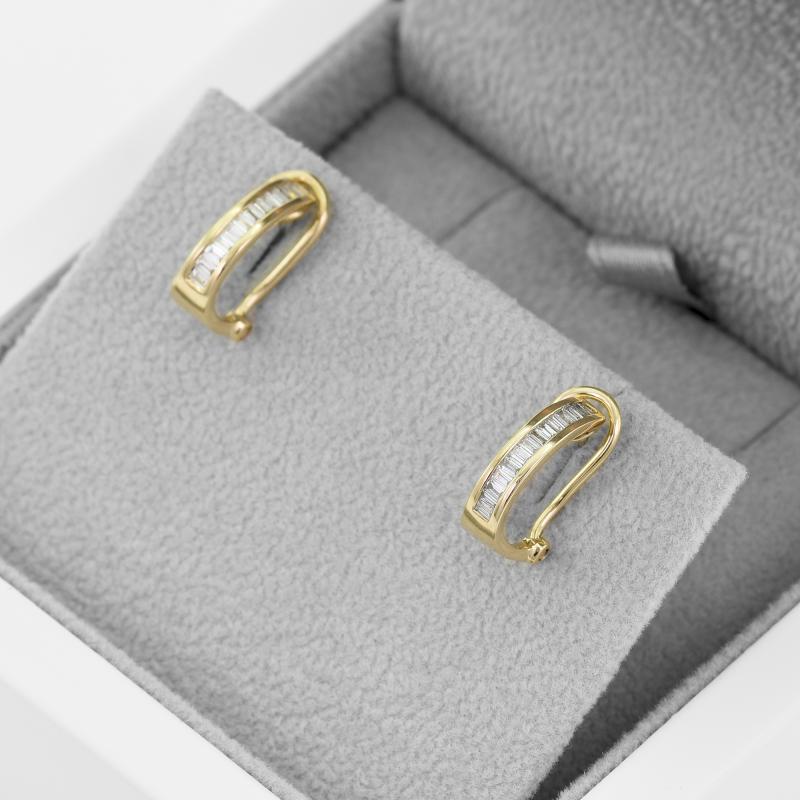 Elegante goldene Ohrclips mit Baguette-Diamanten Emy 10175