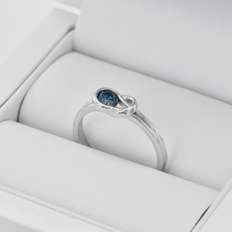 Romantischer Verlobungsring mit blauem Diamant Cearah 29515