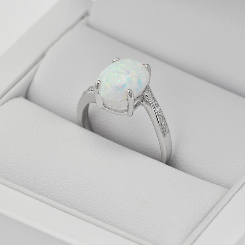 Opal Ring mit Diamanten in Eppi-Geschenkbox 34775