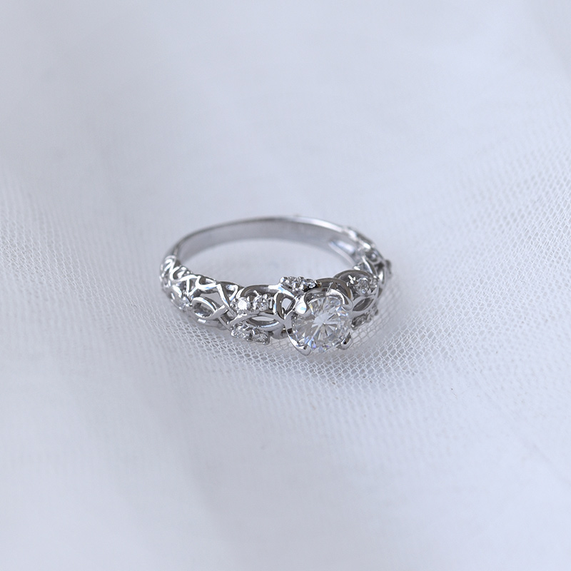 Vintage-Verlobungsring aus Gold mit Diamanten Chantal 69435