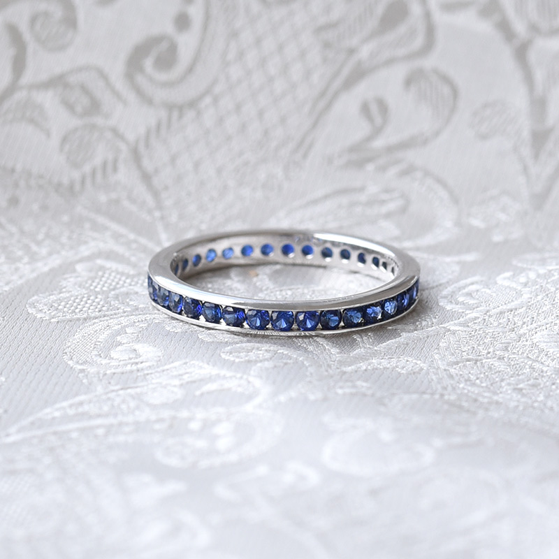 Silberner Memoire-Ring mit blauen Saphiren Urian 69885