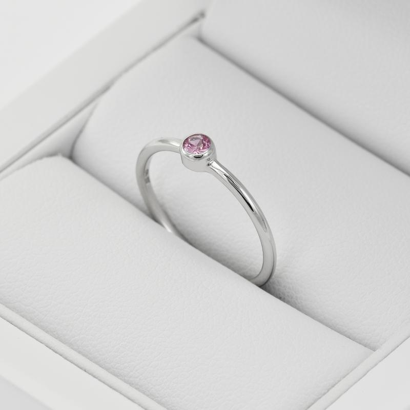 Minimalistischer Ring aus Gold mit rosa Saphir Rossa 33816