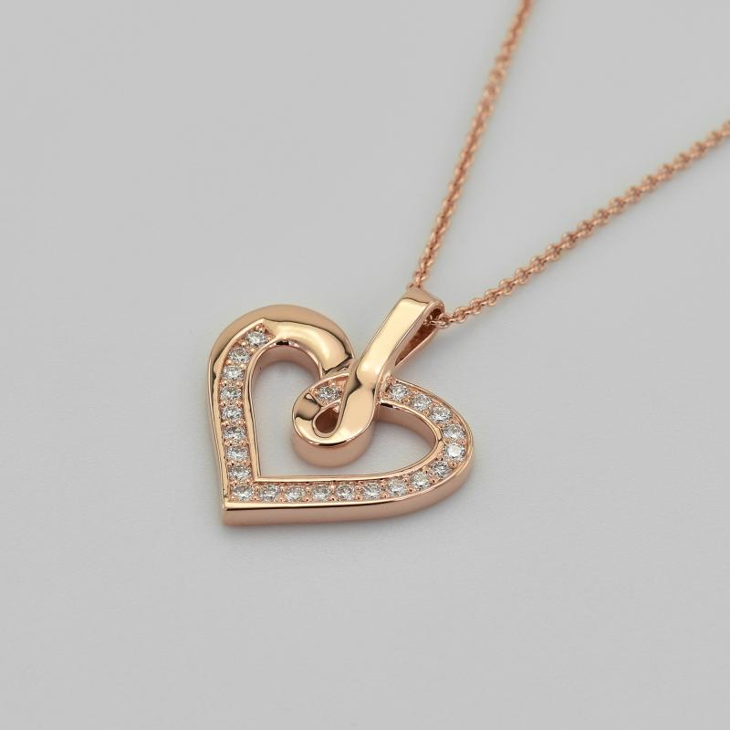 Herz aus Gold mit Diamanten in einer Halskette Savita 40426