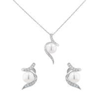 Silberkollektion mit Perlen und Zirkonia Menmoli
