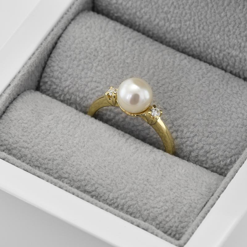 Gelbgold Verlobungsring mit weißer Perle in Eppi-Geschenkbox 22787