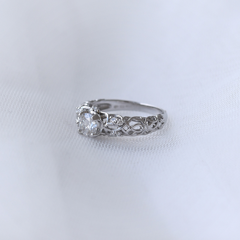 Vintage-Verlobungsring aus Gold mit Diamanten Chantal 69437