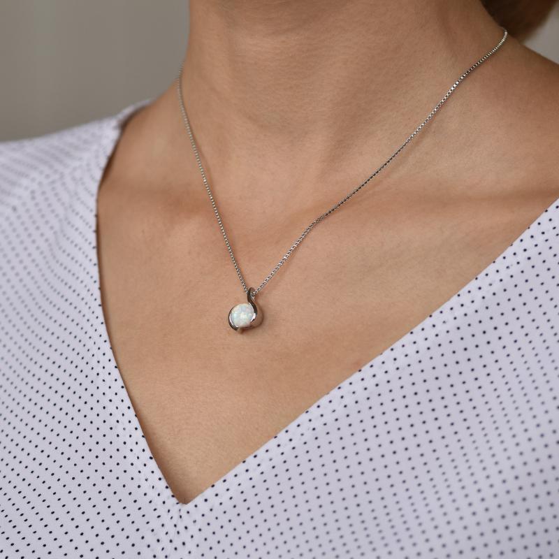 Silberne Halskette mit weißem Opal Thirumal 9687
